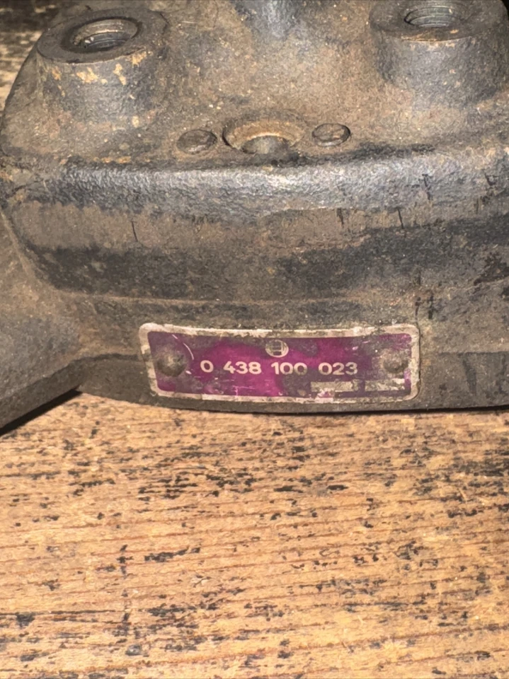 Bosch 438 100 023 Fuel Distributor BMW SAAB VW Volvo E12 E21 P242 P244 900 99 - Image 2 of 4