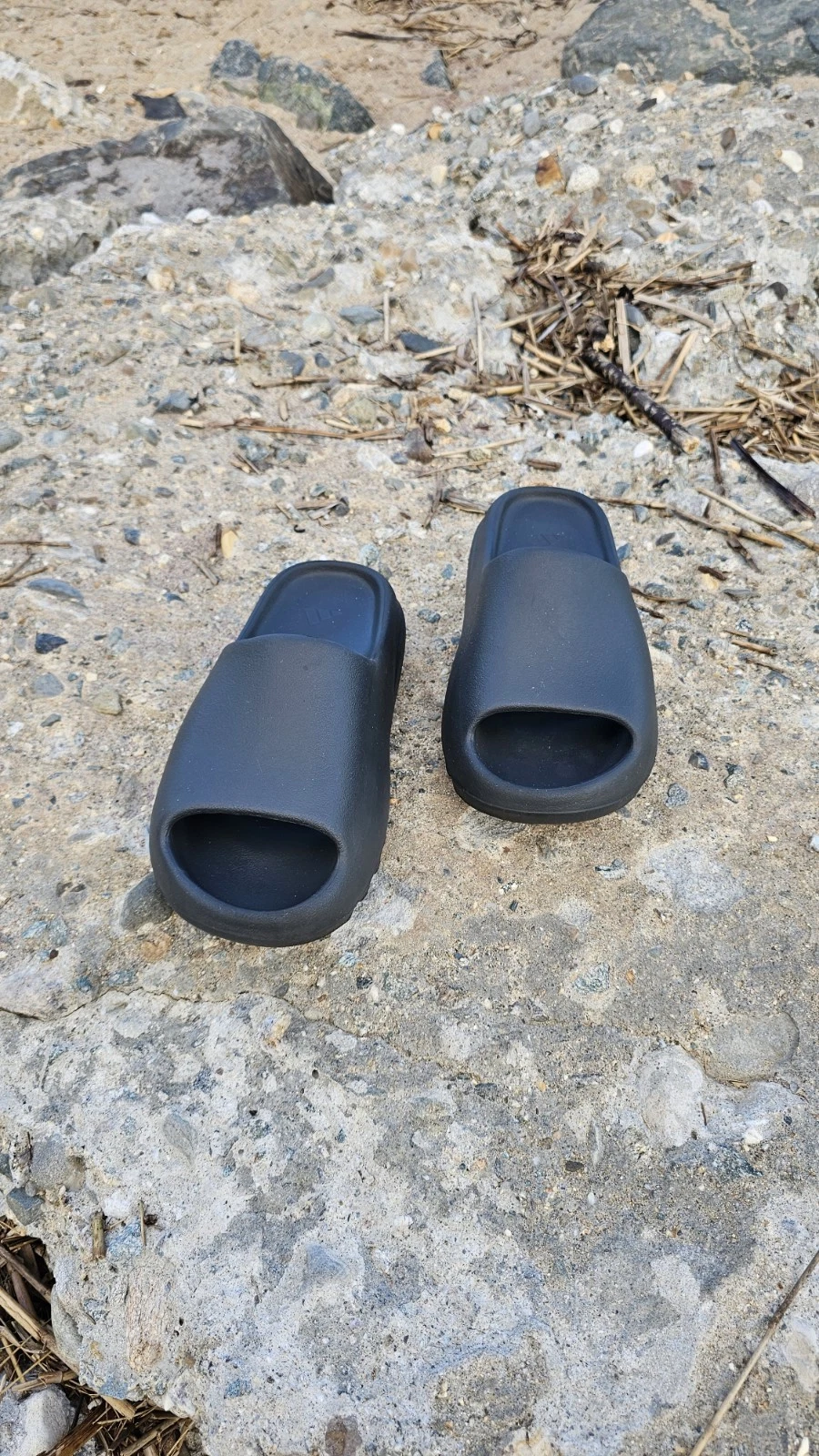 Adidas YEESZY Slides taglia 8 uomo