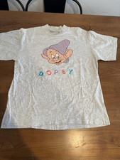 Rare vintage 90s Disney Snow White Dopey tee Size s but fits bigger  disney te