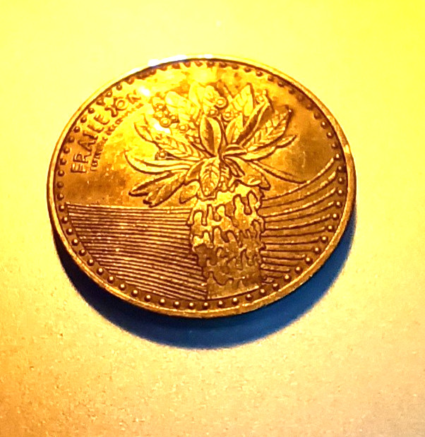 2022  100 peso Columbian coin