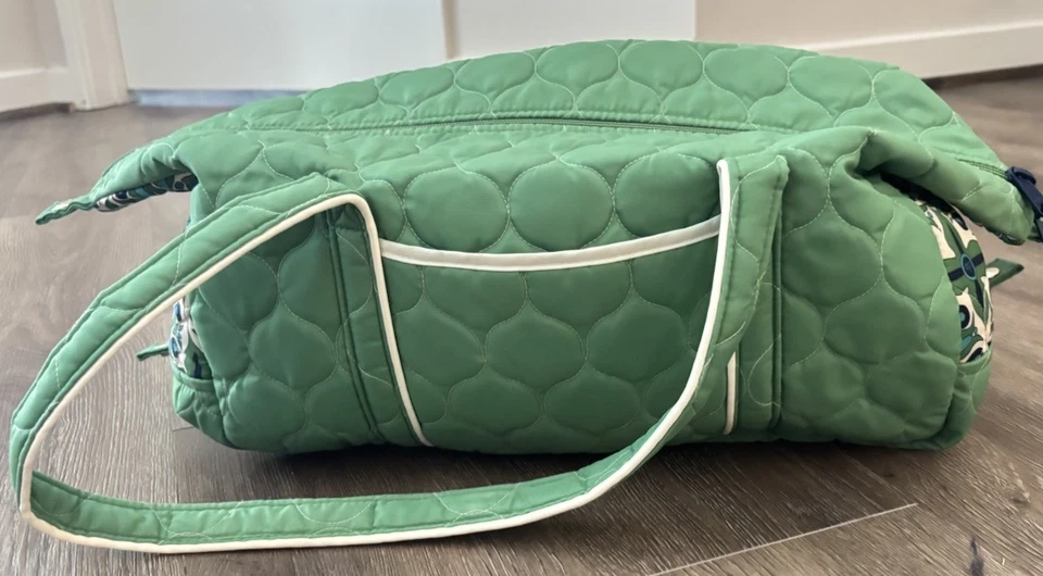 Cinda B - Verde Bonita Vacationer II - Duffle Bag - Weekender Bag Luggage Print - Image 4 of 4