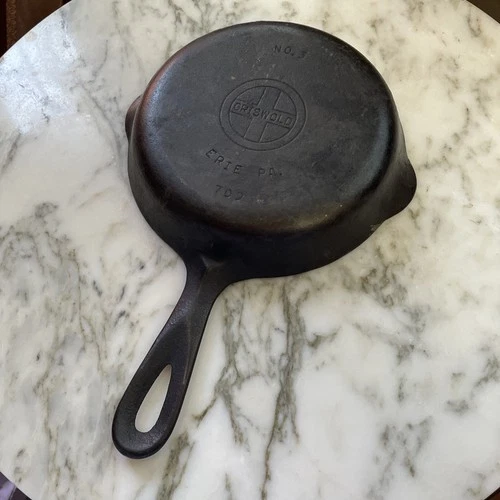 Antique Cast Iron Griswold No. 3 Eerie PA 709 Small Frying Pan