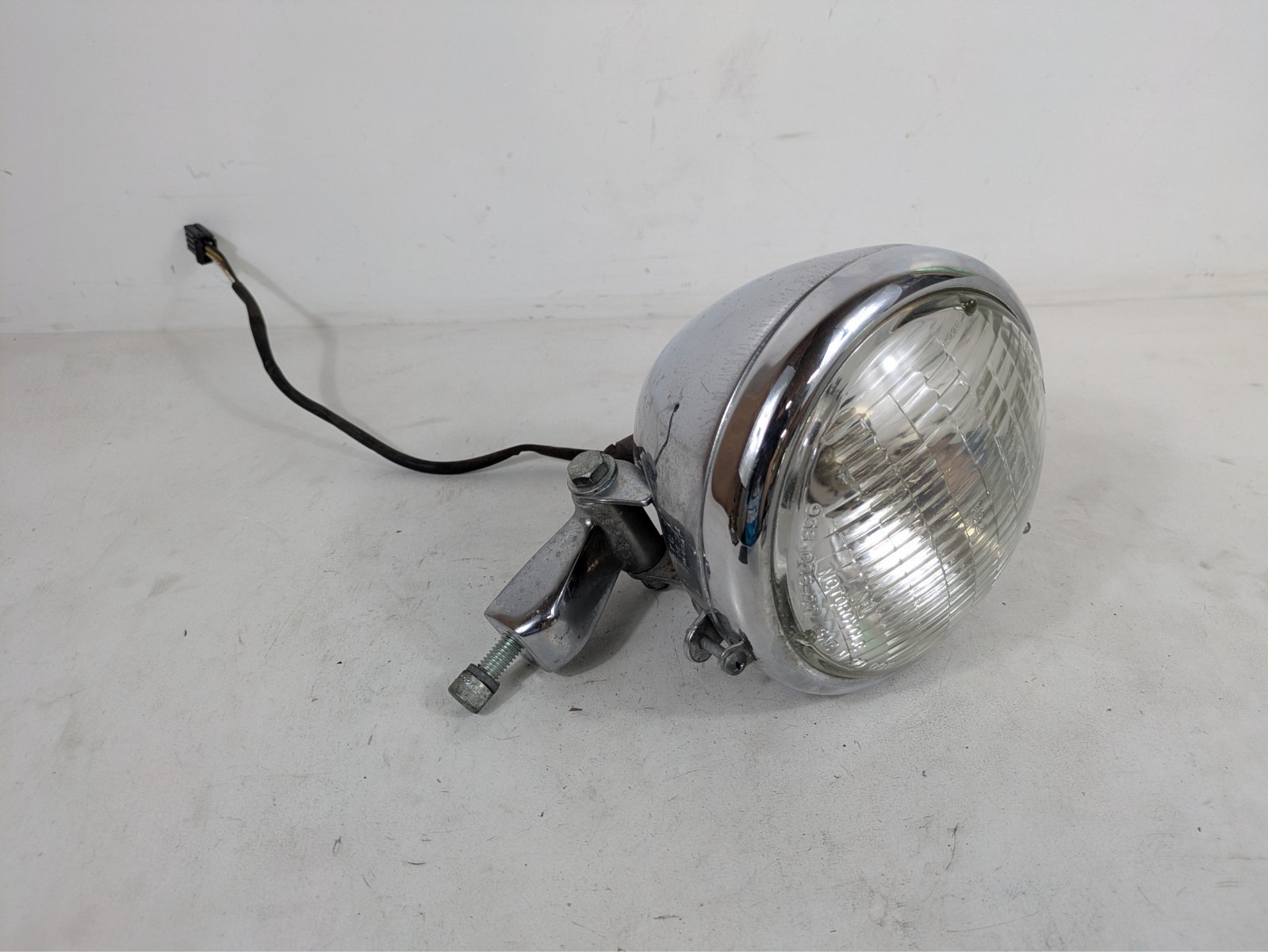 04-06 Harley Davidson Sportster 883 1200 Front Headlight Head Light Lamp