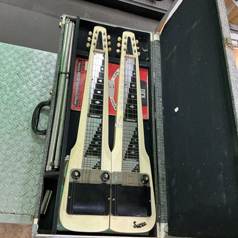 Supro Lap Steel Guitar Twin Double Dual White With Stand Case