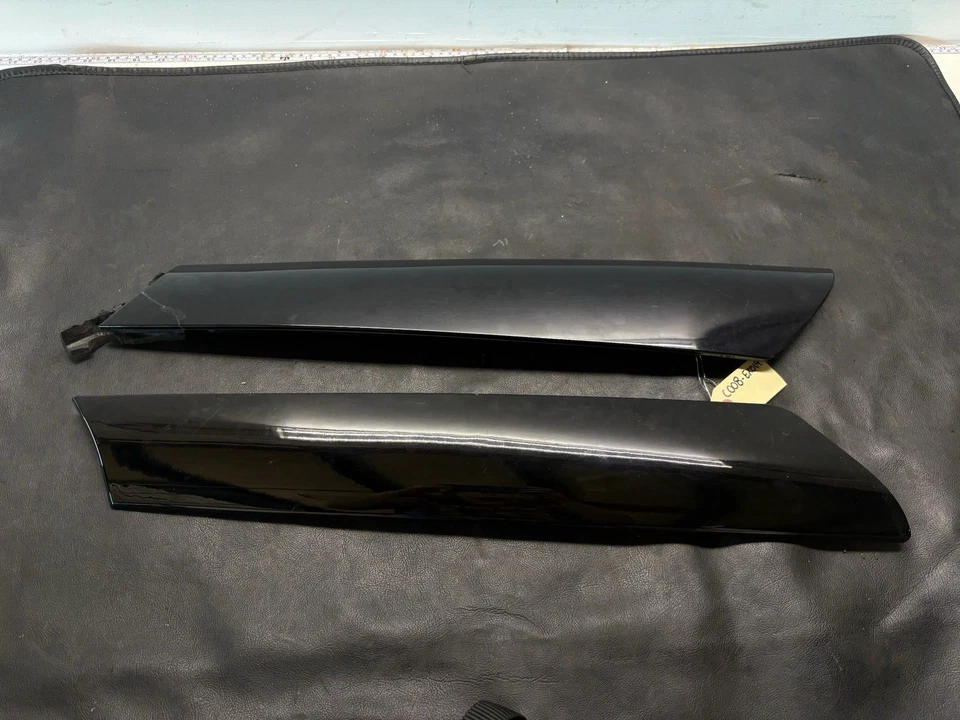 Panel de ajuste exterior de pilar A Mini Cooper S R53  Foto 2 de 4