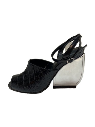 Maison Margiela Size 37 Women's Leather Pumps in Black