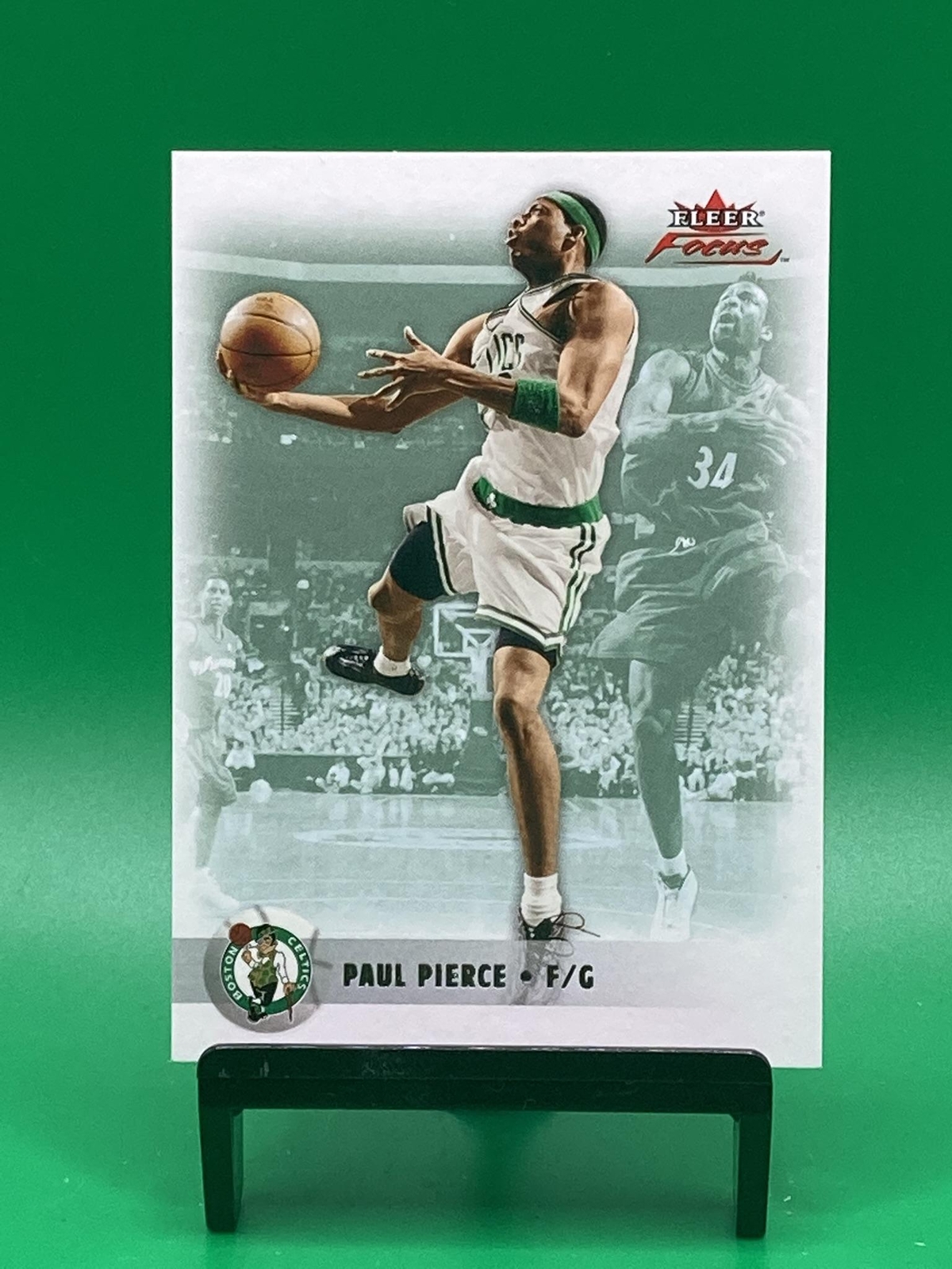 2003-04 Fleer Focus #101 Paul Pierce