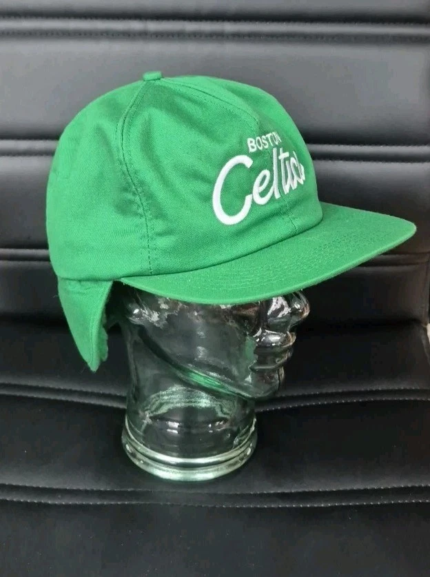 Sombrero de Colección Boston Celtics Orejera Gorra de Invierno Verde Suave Forrado de Vellón Marca K Foto 3 de 4