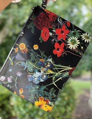 Alice + Olivia Midnight Meadows Floral Large Zip Pouch Clutch Wristlet NWOT