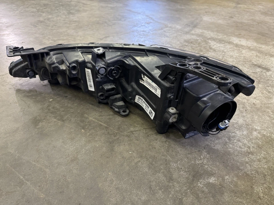 Faro halógeno del lado derecho del pasajero Chrysler 200 2015 2016 2017 OEM Foto 2 de 2