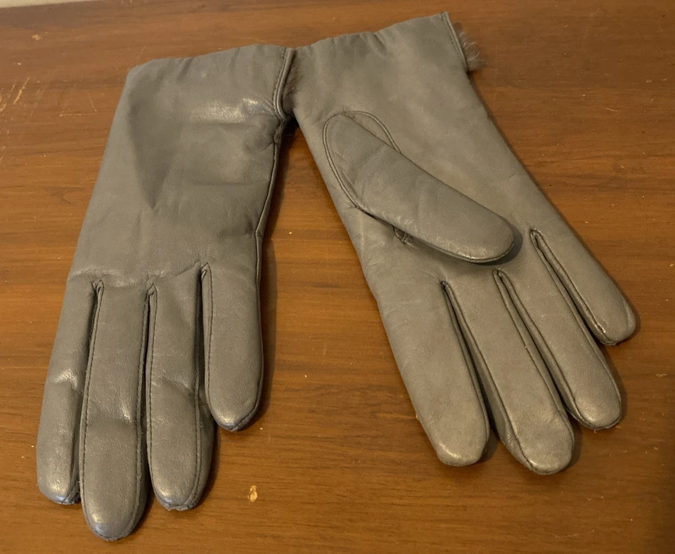 Gray Leather Fur Lined Gloves Women’s Size 6 1/2 Made In Philippine Vintage - Image 2 of 4