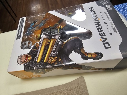 Overwatch Ultimates - Soldier: 76 (Golden) - Action Figure Hasbro Blizzard New - Picture 4 of 6