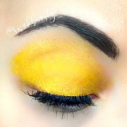 Yellow ShadowSense by SeneGence, a yellow matte eyeshadow. New. - Picture 4 of 12