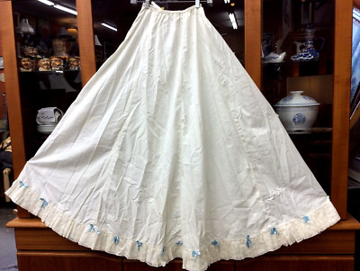 Vintage PETTICOAT ~ Half Slip ~ Ivory 3 1/2