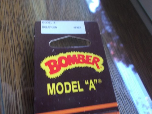 Hard to Find Bomber Mark Menendez Pro Autograph Model A 6A PC05 - Picture 3 of 4
