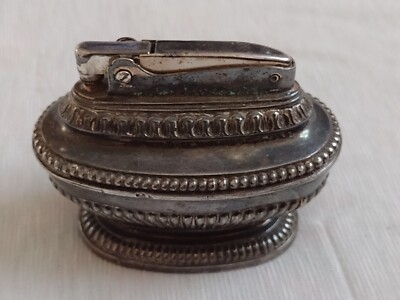 Ronson Queen Anne Tischfeuerzeug versilbert Tischfeuerzeug Reg No 850882