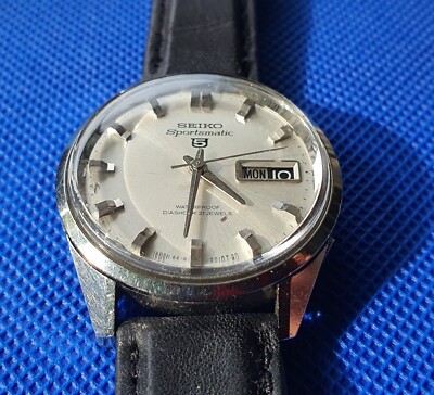 SEIKO Sportsmatic 5 WATER PROOF 稼働品 SEIKO SPORTSMATIC 5 WATERPROOF DIASHOCK 21 J SELF-WINDING JAPAN