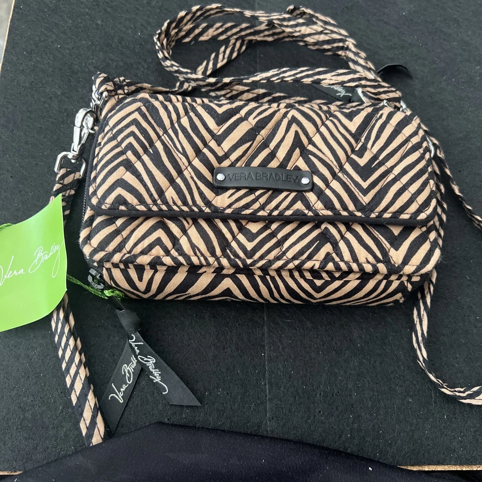 BOLSO BANDOLERA VERA BRADLEY ESTAMPADO CEBRA CORREA AJUS TAMAÑO PERFECTO Nuevo