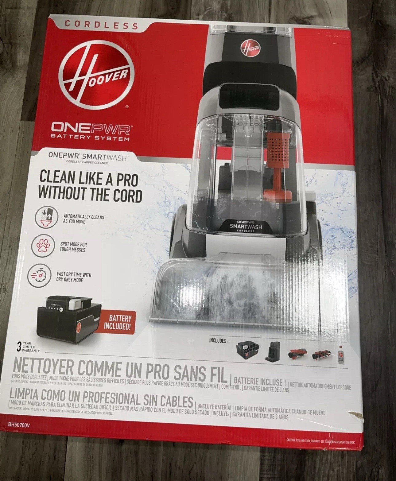 Hoover Smart Wash Deep Clean Carpet Shampooer with Battery and Charger-image