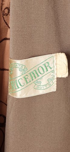VTG Women's 30s 40s Wool Gabardine Coat War Era Beige Wool Embroidered Lining SM - Picture 2 of 20