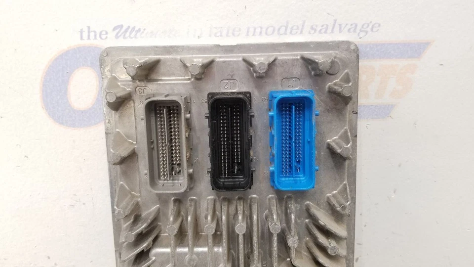 17 GMC SIERRA 1500 5.3L MÓDULO CONTROL MOTOR ECM 12674052 Foto 3 de 4