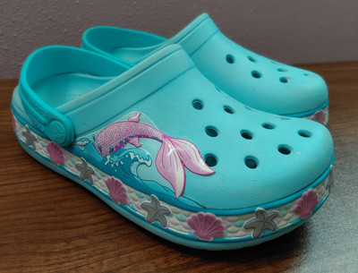 Crocs Kids Size J3 Mermaid Tail Seashells Light Blue Shoes Sandals