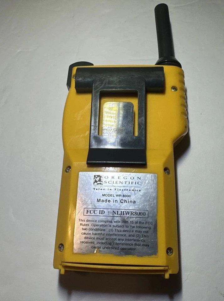 Oregon Scientific Emergency Alert Monitor All Hazards NOAA Weather Radio WR-8000 - Image 3 of 4