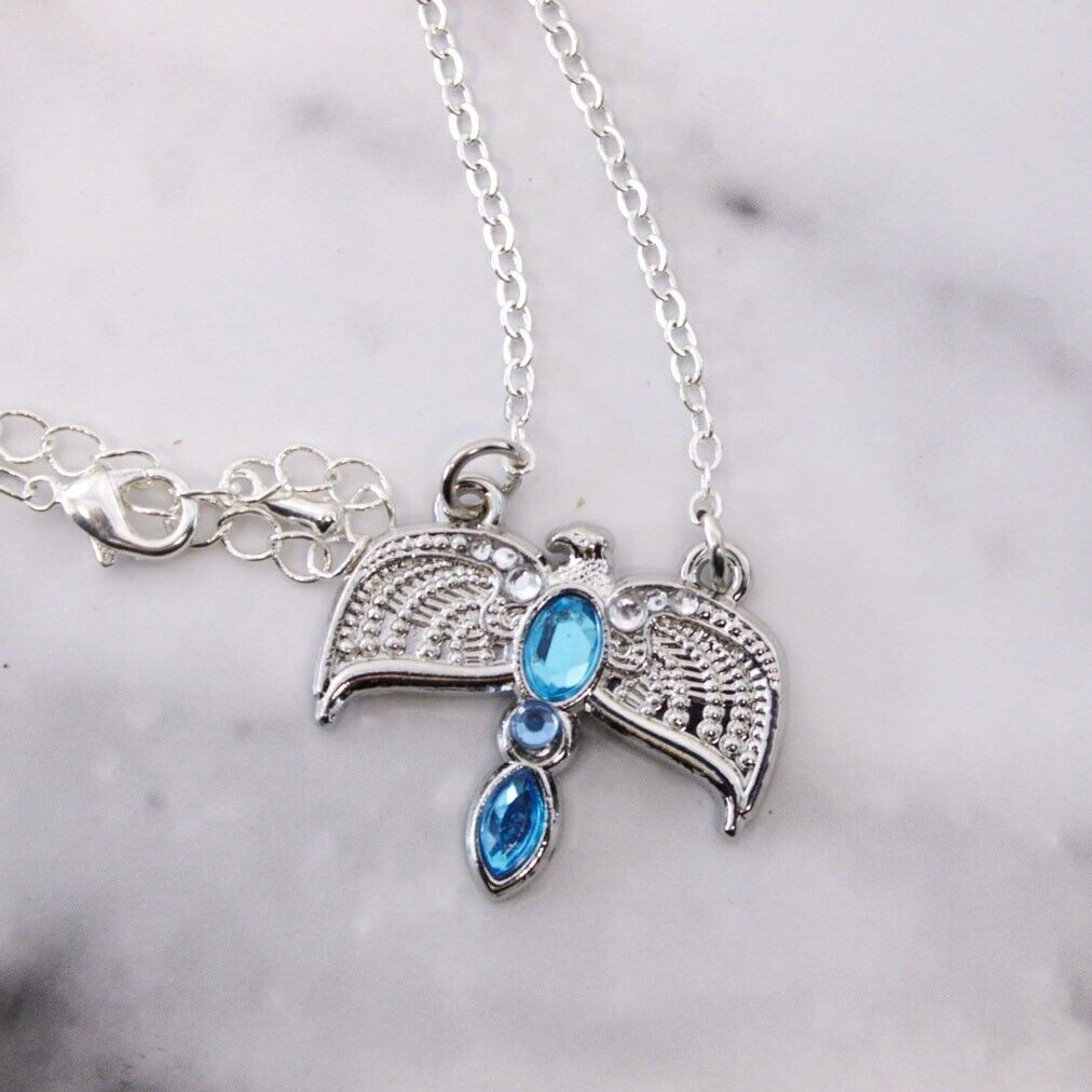 Colar Diadema de Rowena Ravenclaw  Harry potter necklace, Pendant, Harry  potter ravenclaw