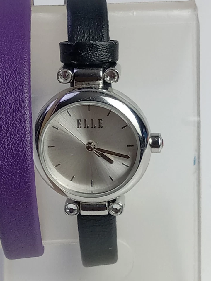Reloj de cuarzo Elle EL20260S1NG tono plata acero inoxidable 2 correas negro/púrpura Foto 2 de 4