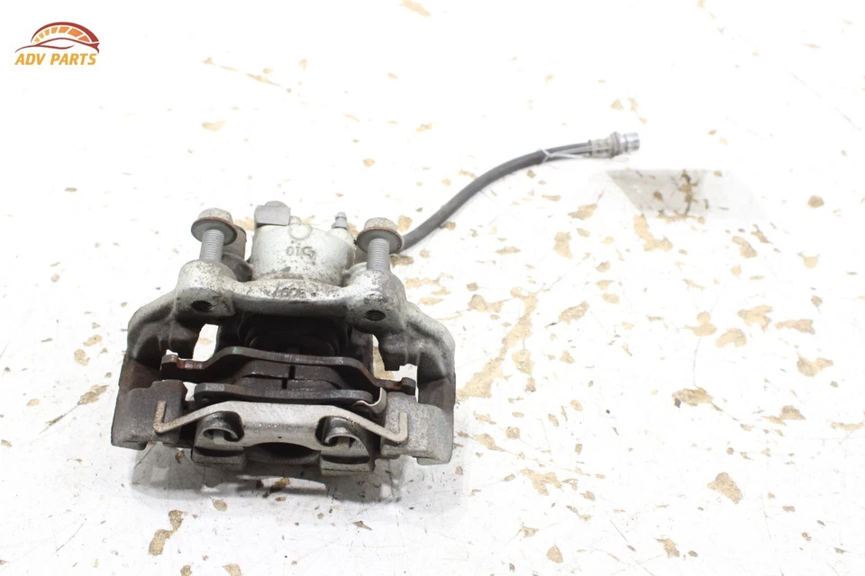 Pinza de freno trasera derecha del lado del pasajero Dodge Durango 2011-2020 OEM Foto 3 de 4