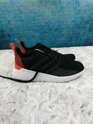 Size adidas Questar Flow Core Black Orange