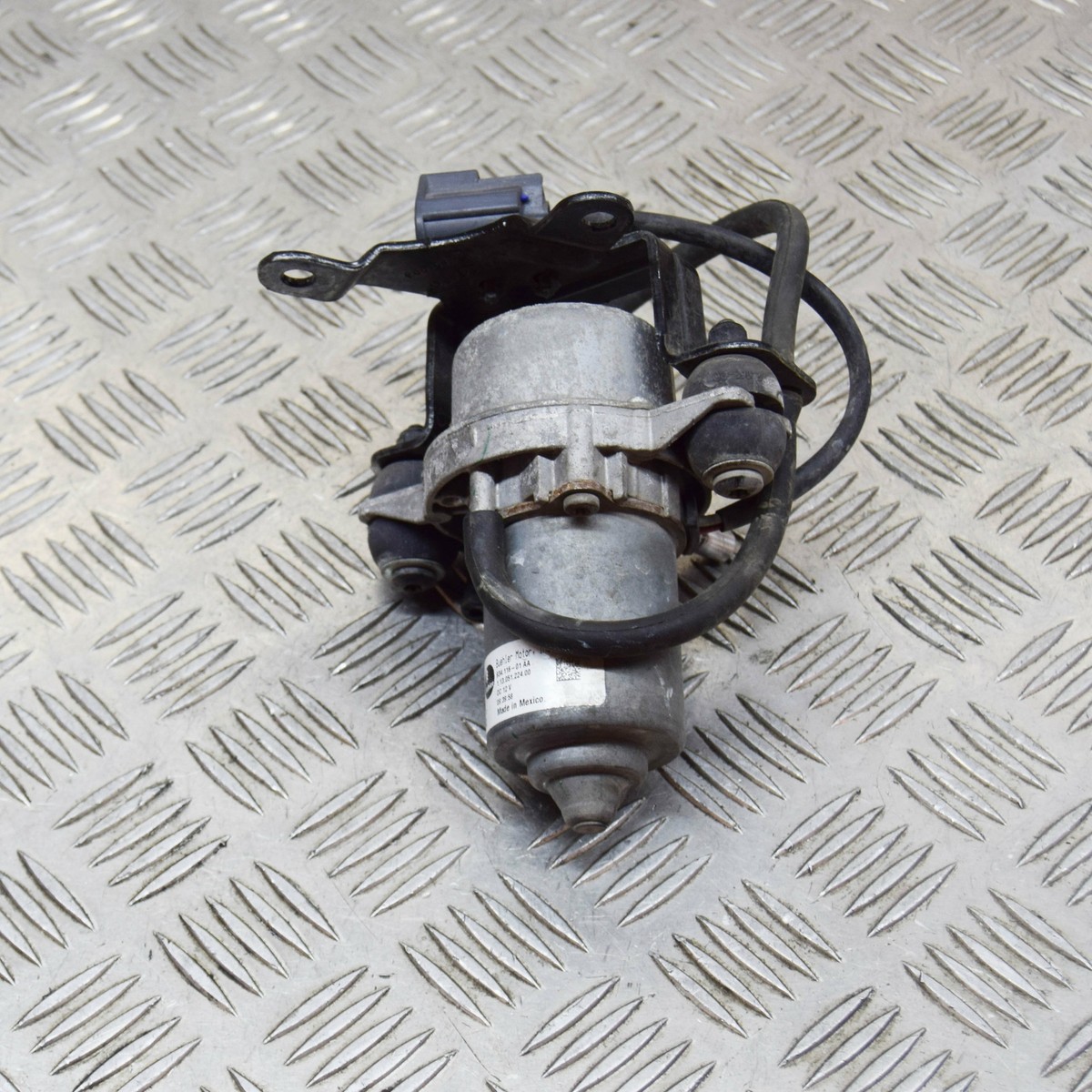 OPEL VAUXHALL MOKKA X J13 Pompe à Vide 42477277 934467-01