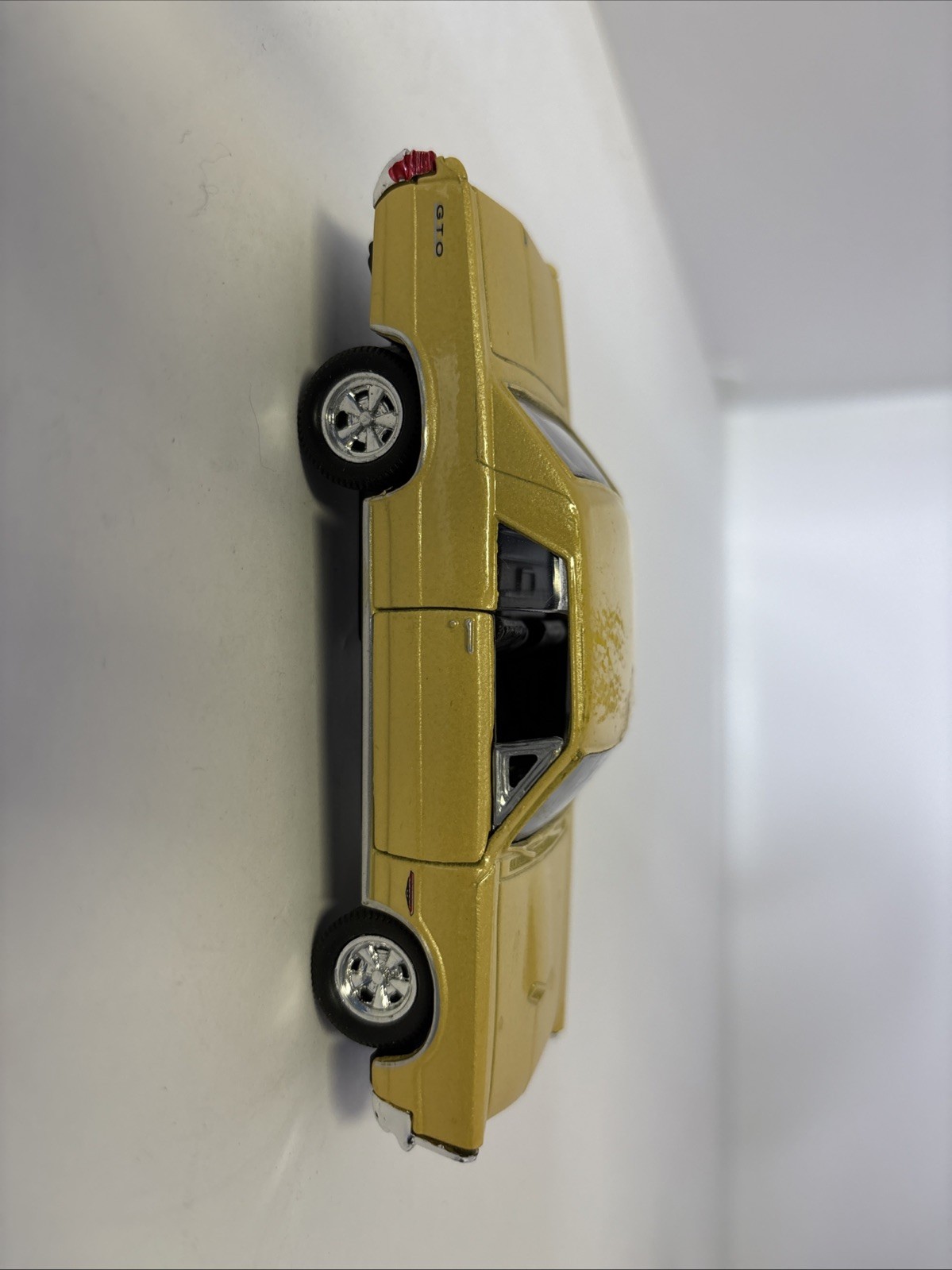 Picture 1 of 9