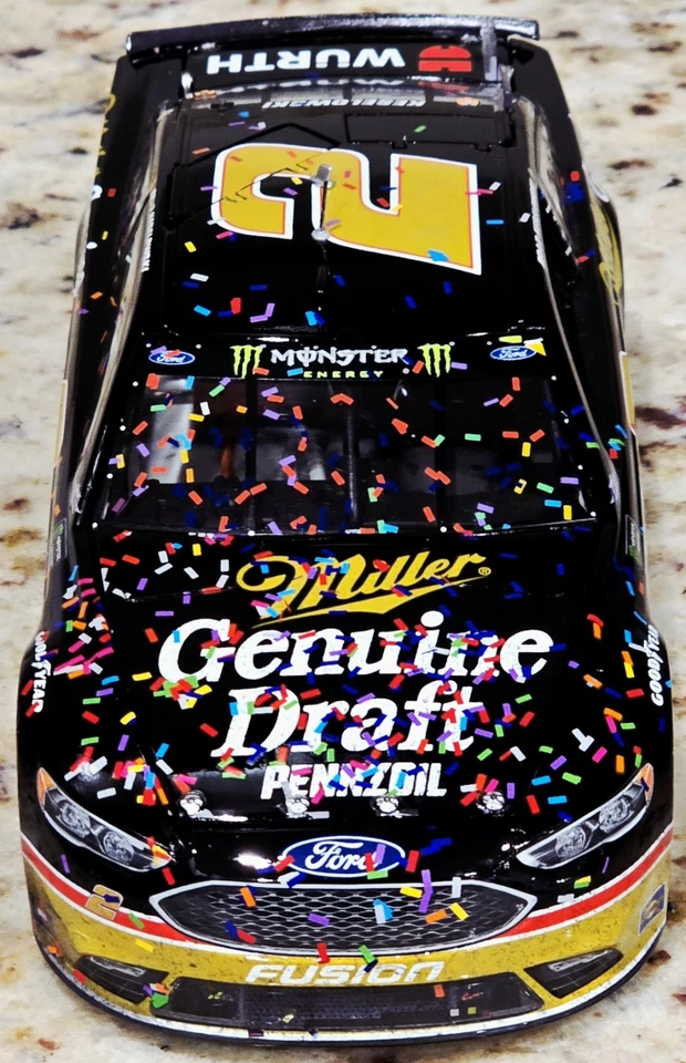 2018 #2 Brad Keselowski Miller Genuine Darlington Race Win 1:24 Diecast Elite - Image 4 of 4