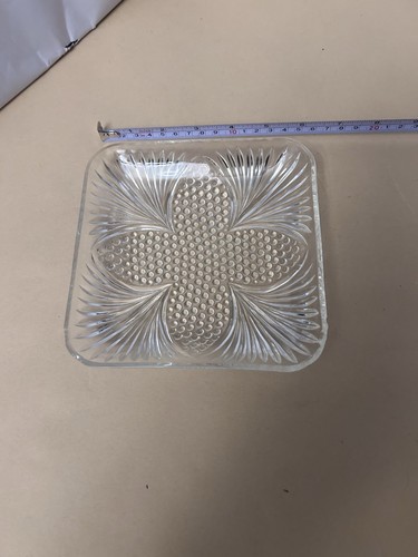 VTG Square Clear Glass bubble plate unbranded