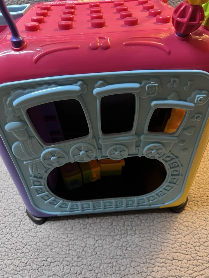 VTech 80505050 Ultimate Alphabet Activity Cube - Pink With Lights And Sound - Image 3 of 4