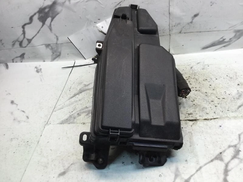 2007-2017 Lexus LS460 Engine Fuse Box OEM Foto 2 de 4