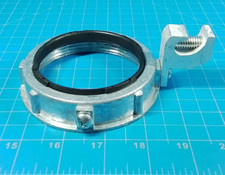 Arlington 3" Insulated Grounding Bushing 457 Lot of 4 