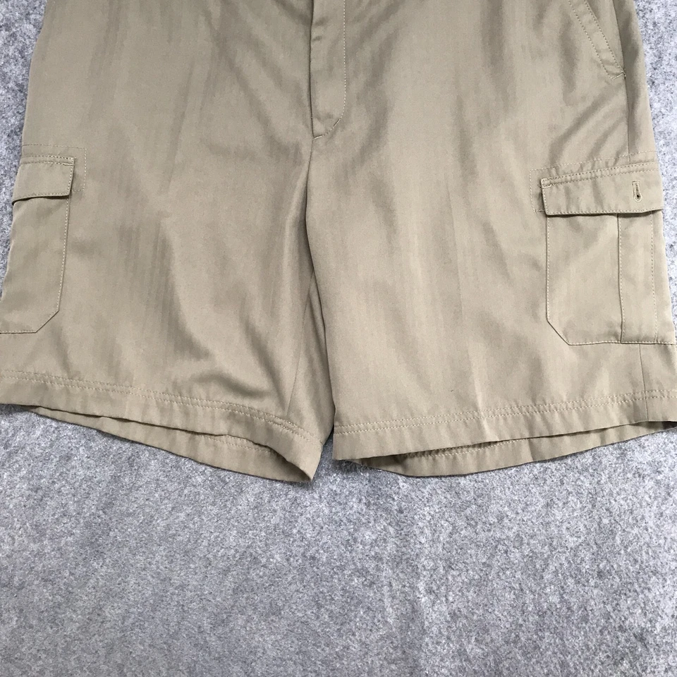 Island Republic Shorts Mens Size 41 Beige Polyester Flat Front Cargo Golf Casual - Image 4 of 4