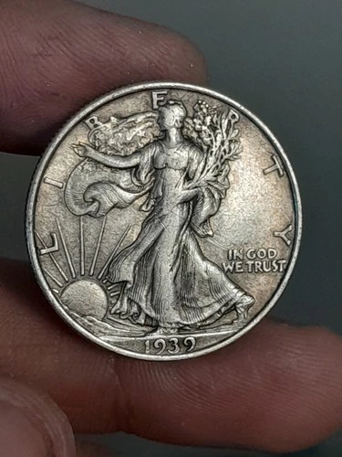 1939- P Walking Liberty Half Dollar XF #2