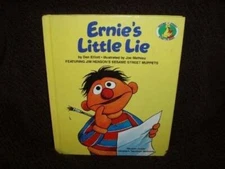 Ernie's Little Lie (Sesame Street Start-to-Read Books) - Hardcover - GOOD