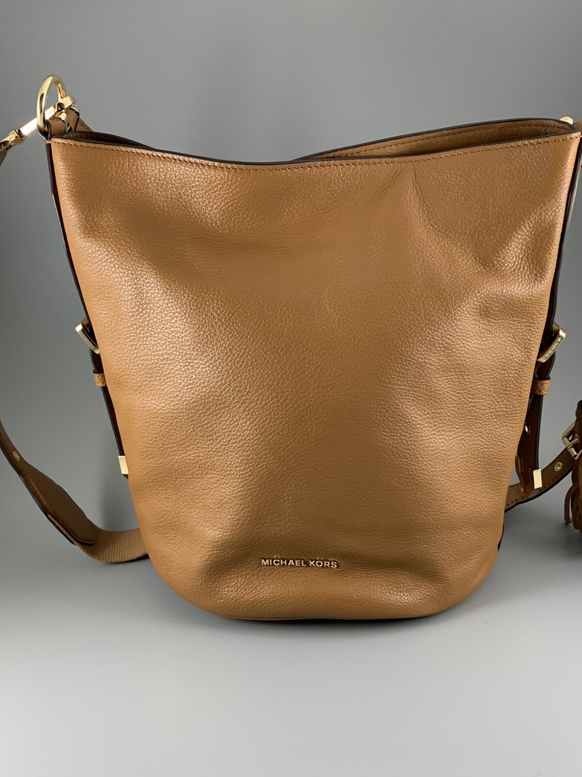 brooke bucket bag