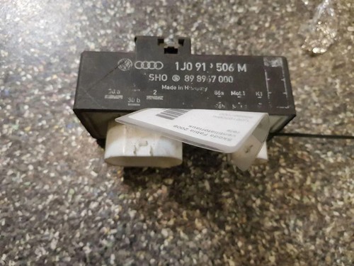 SKODA ROOMSTER Praktik 5J Lüfterrelais 1J0919506M 1.90 Diesel 2007 33853523