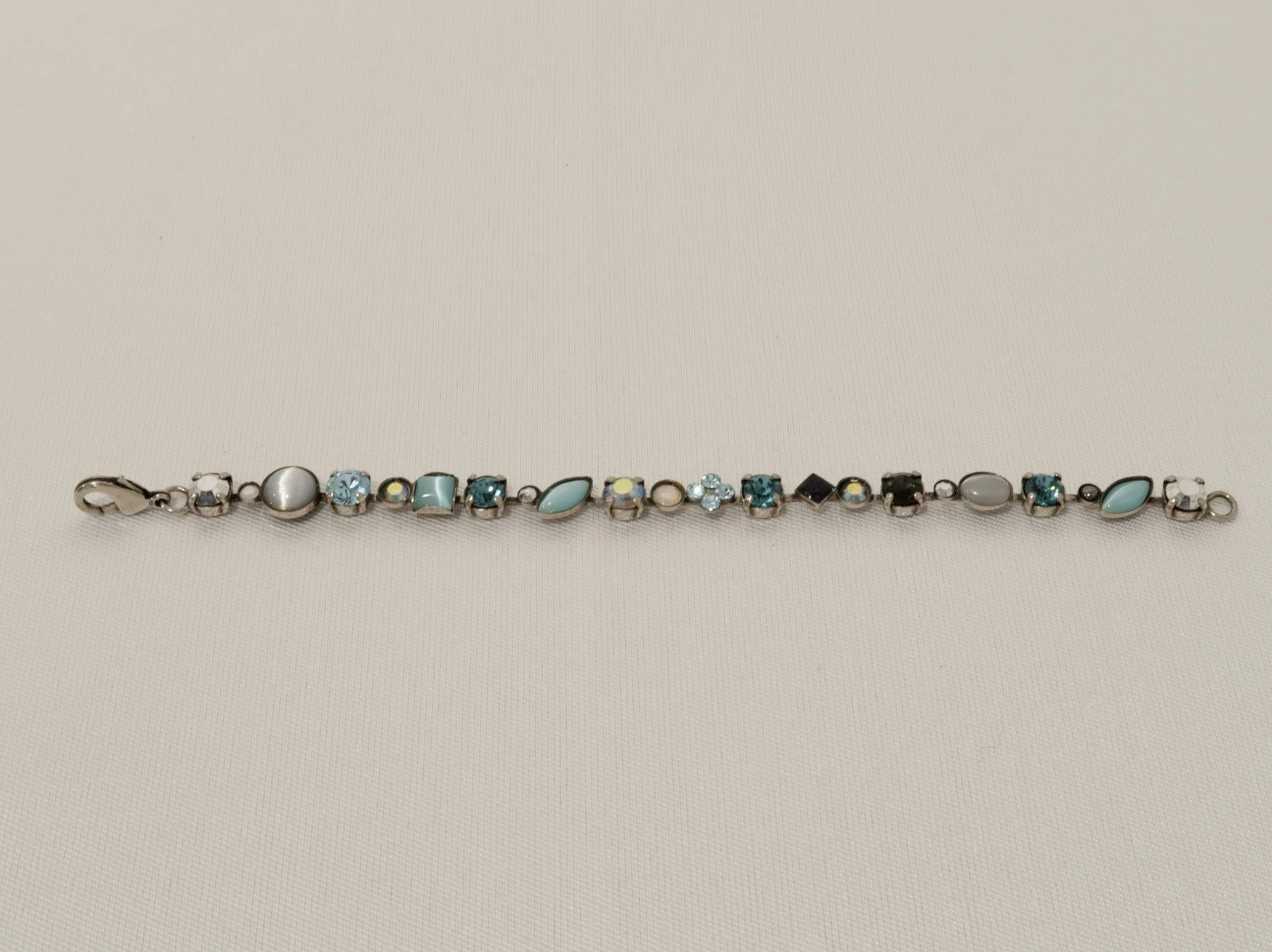 SORRELLI Swarovski Crystal Blue Icy Floral Brass Vintage Bracelet Jewelry Br15