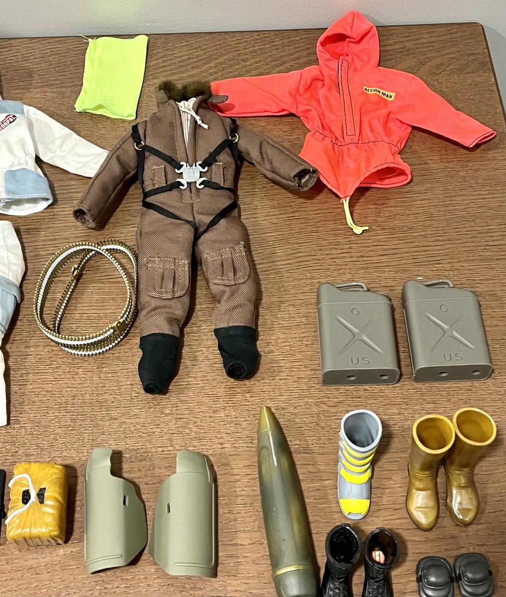 Huge Vintage G.I. Joe Action Figure Lot with 2 Footlocker | eBay