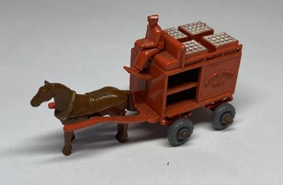 Lesney Matchbox 7 Milk Cart and Horse - Image 1 of 4