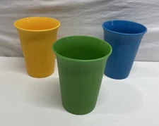 Vintage Tupperware Cups  7oz #109 Qty Of 3 Yellow, Blue And Green