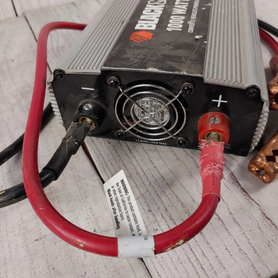 Black & Decker 1000w Power Converter VEC049DCB w/ Cables Used - TESTED WORKING - Image 3 of 4