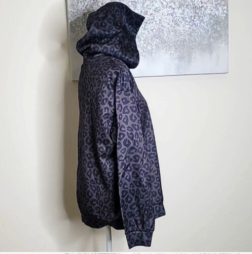 NEW Black & Gray Leopard Print Hoodie Size Large - Picture 3 of 4
