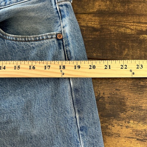 Vintage Levi’s 501 size 33x30 button fly Canada 90's high rise dec 1997 - Picture 15 of 17